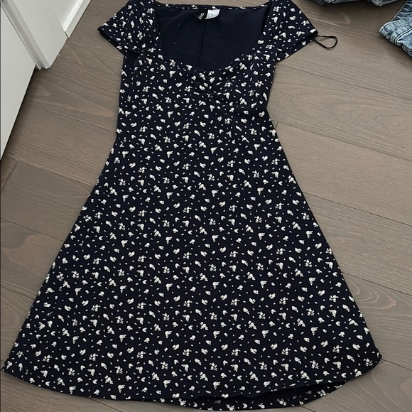 Divided Dresses & Skirts - H&Navy Floral Women's Dress